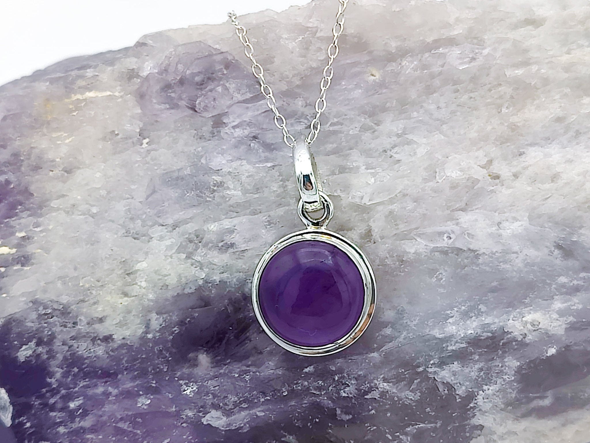 Celebrate your Birthstone: The Perfect Gemstone Jewellery for Every Month