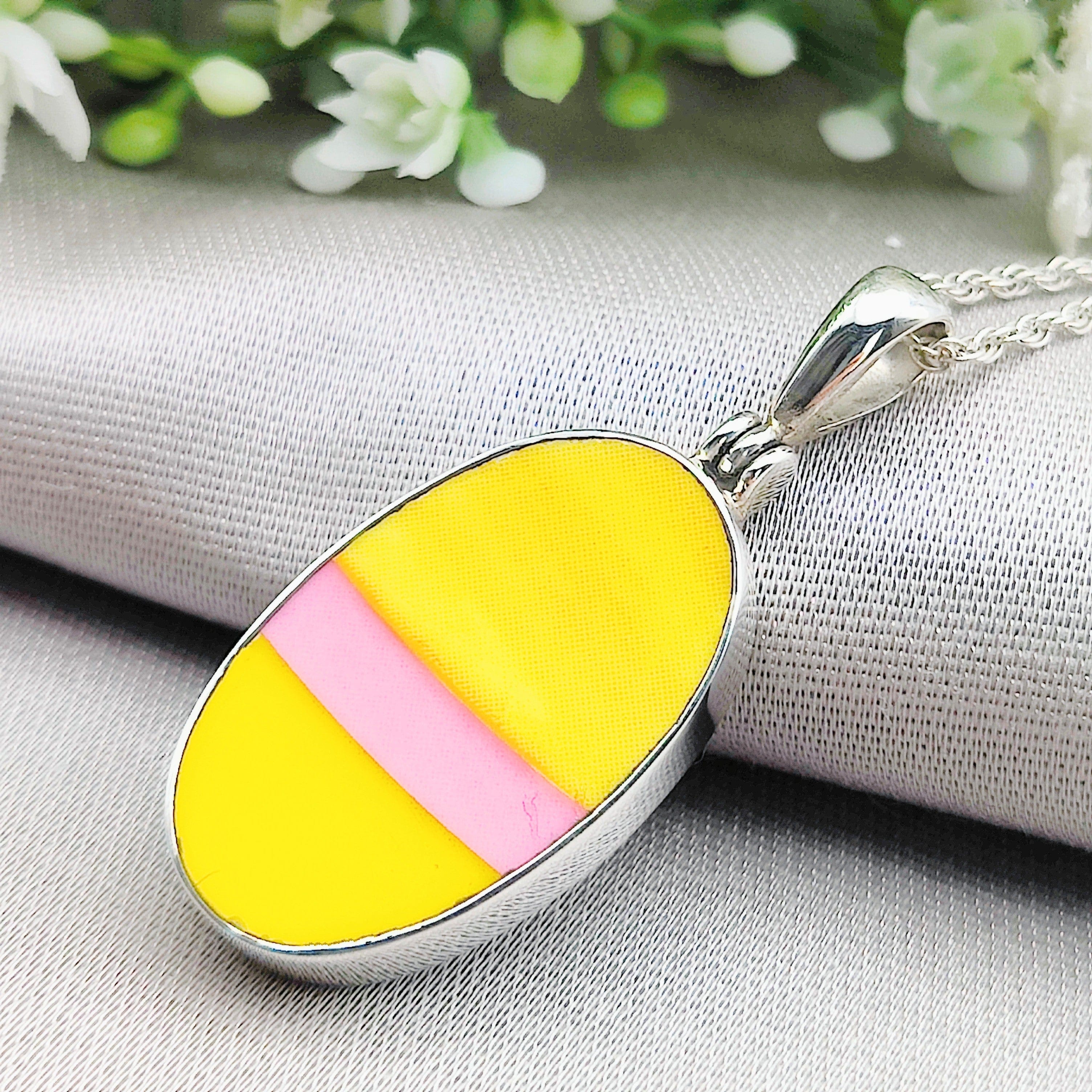 Hepburn and Hughes Art Deco Pendant | Clarice Cliff Ceramics | 30mm Oval | Sterling Silver