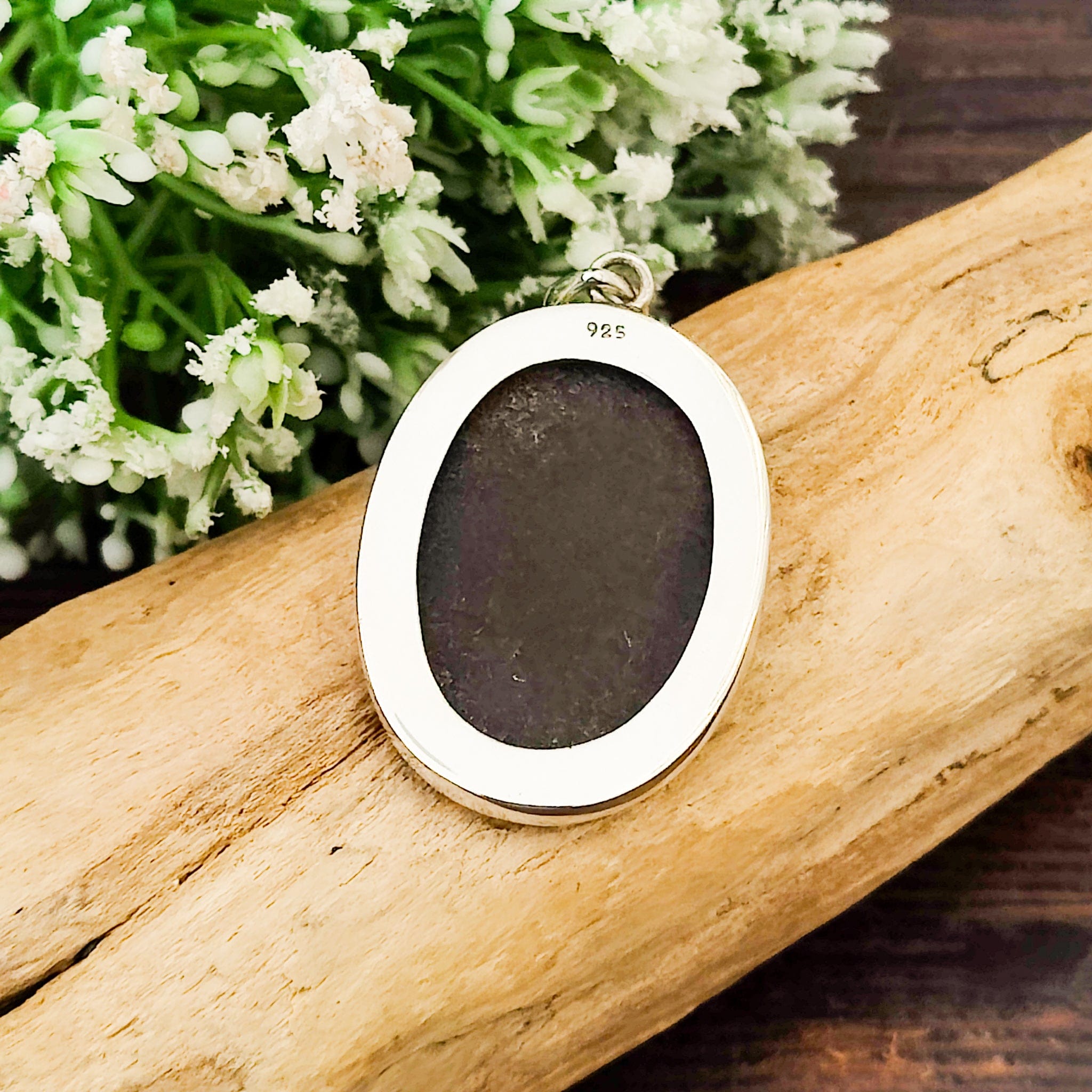 Hepburn and Hughes Dinosaur Fossil Pendant | Fossilised Brontosaurus Necklace | Large Oval | Sterling Silver