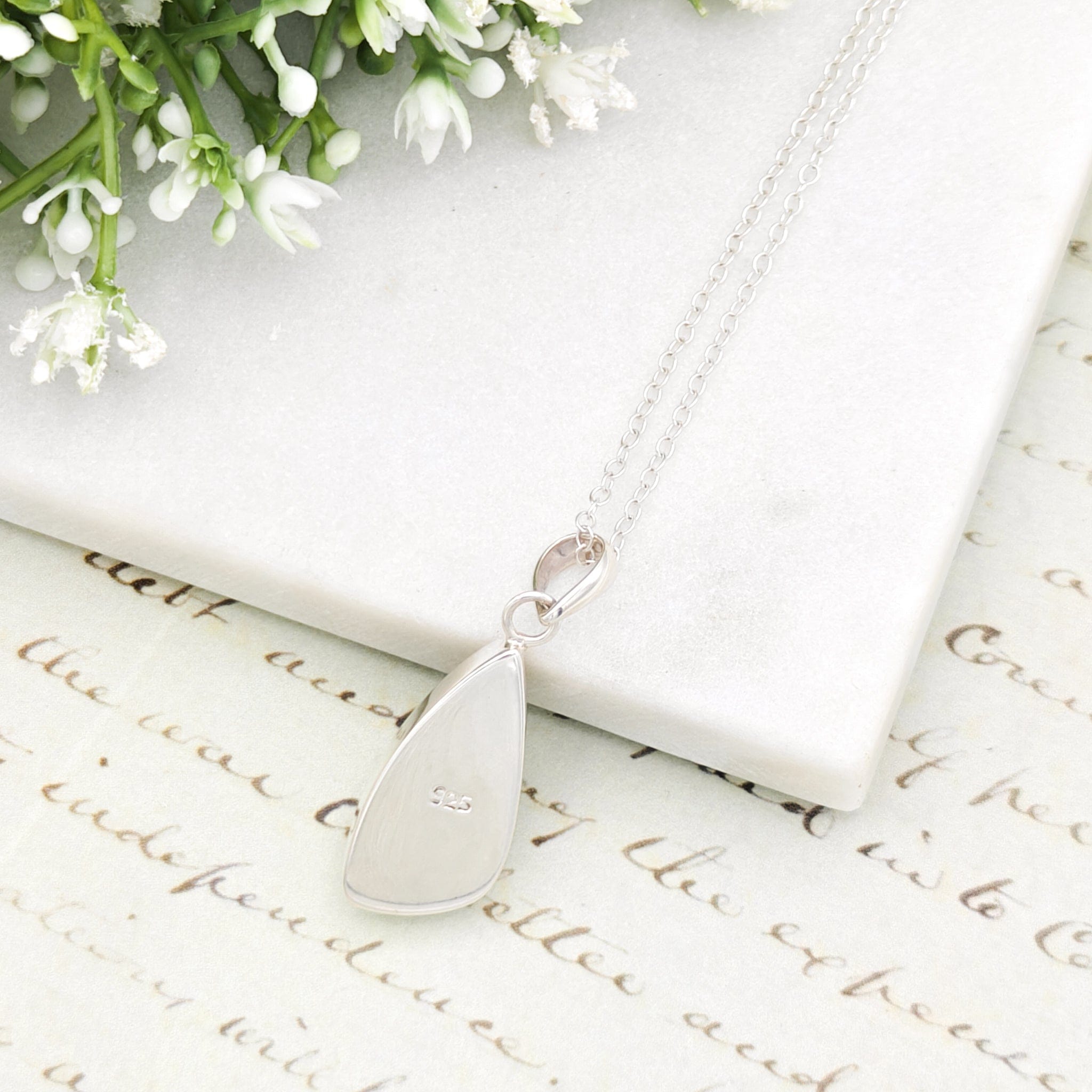Hepburn and Hughes Isle of Skye Marble Pendant in Sterling Silver | Scottish Gift | 25mm Abstract | Sterling Silver