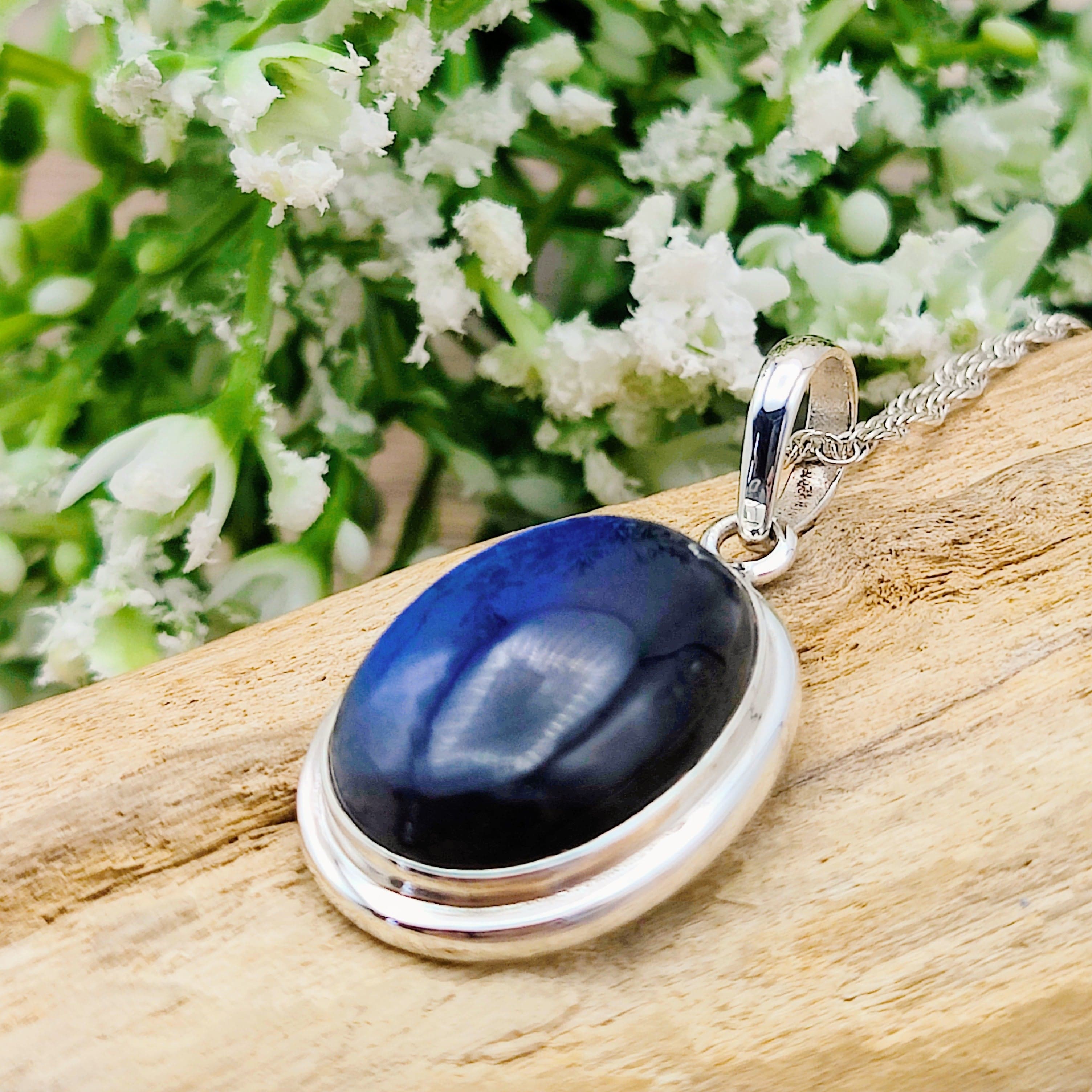 Hepburn and Hughes Labradorite Pendant | 20m Oval | Blue Gemstone | Sterling Silver