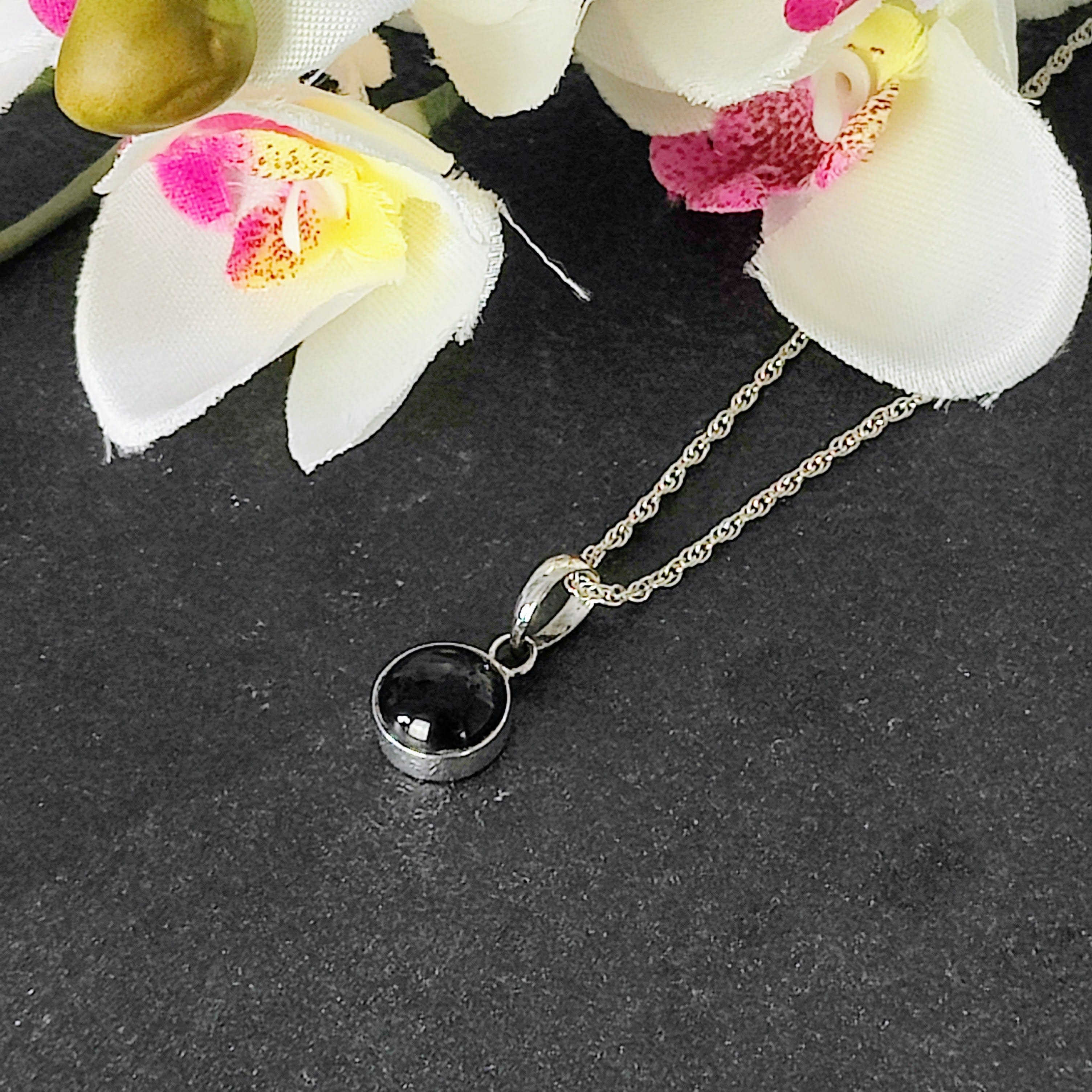 Hepburn and Hughes Black Onyx Pendant | Small Circle | Sterling Silver