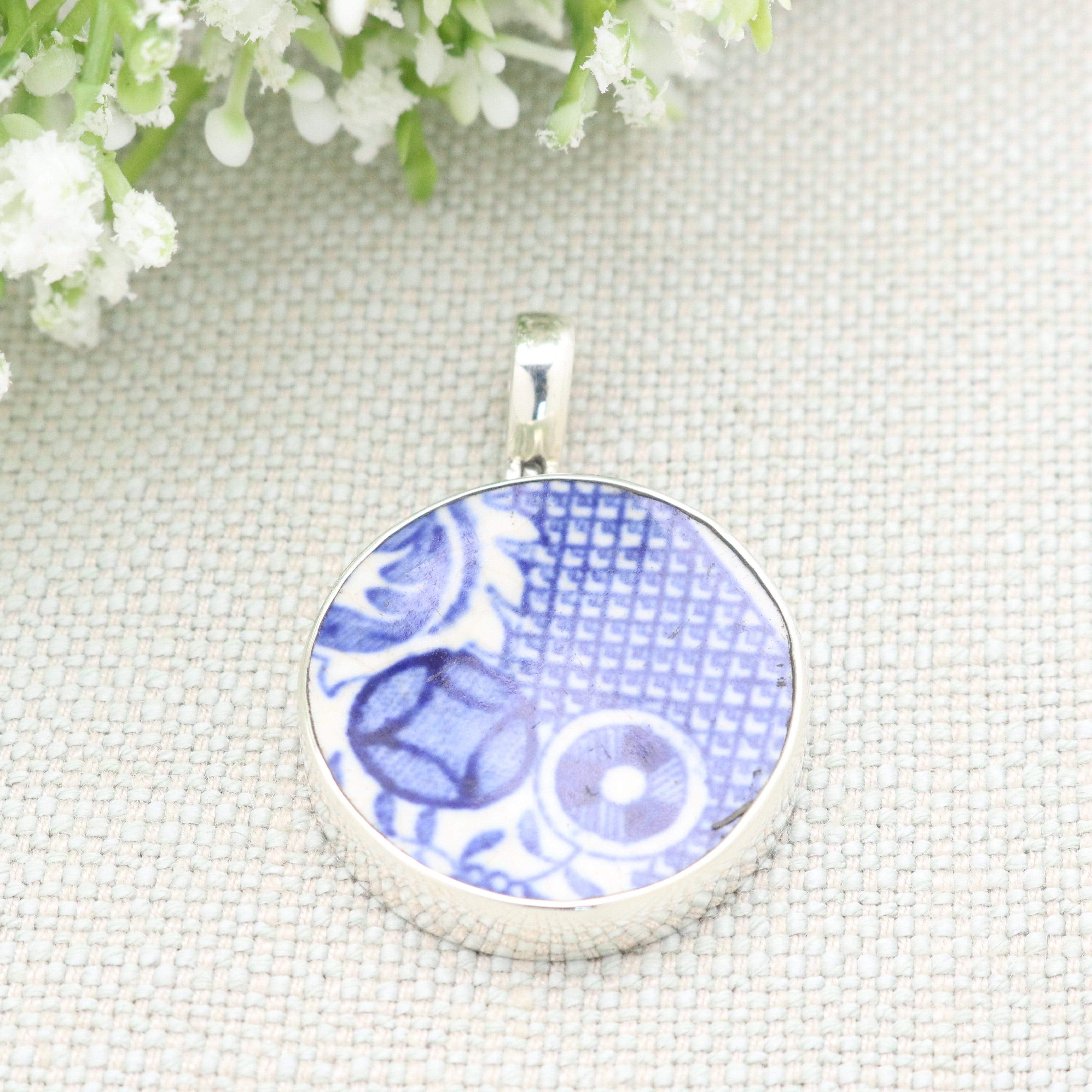 Hepburn and Hughes Minton Pottery Circular Pendant in Sterling Silver