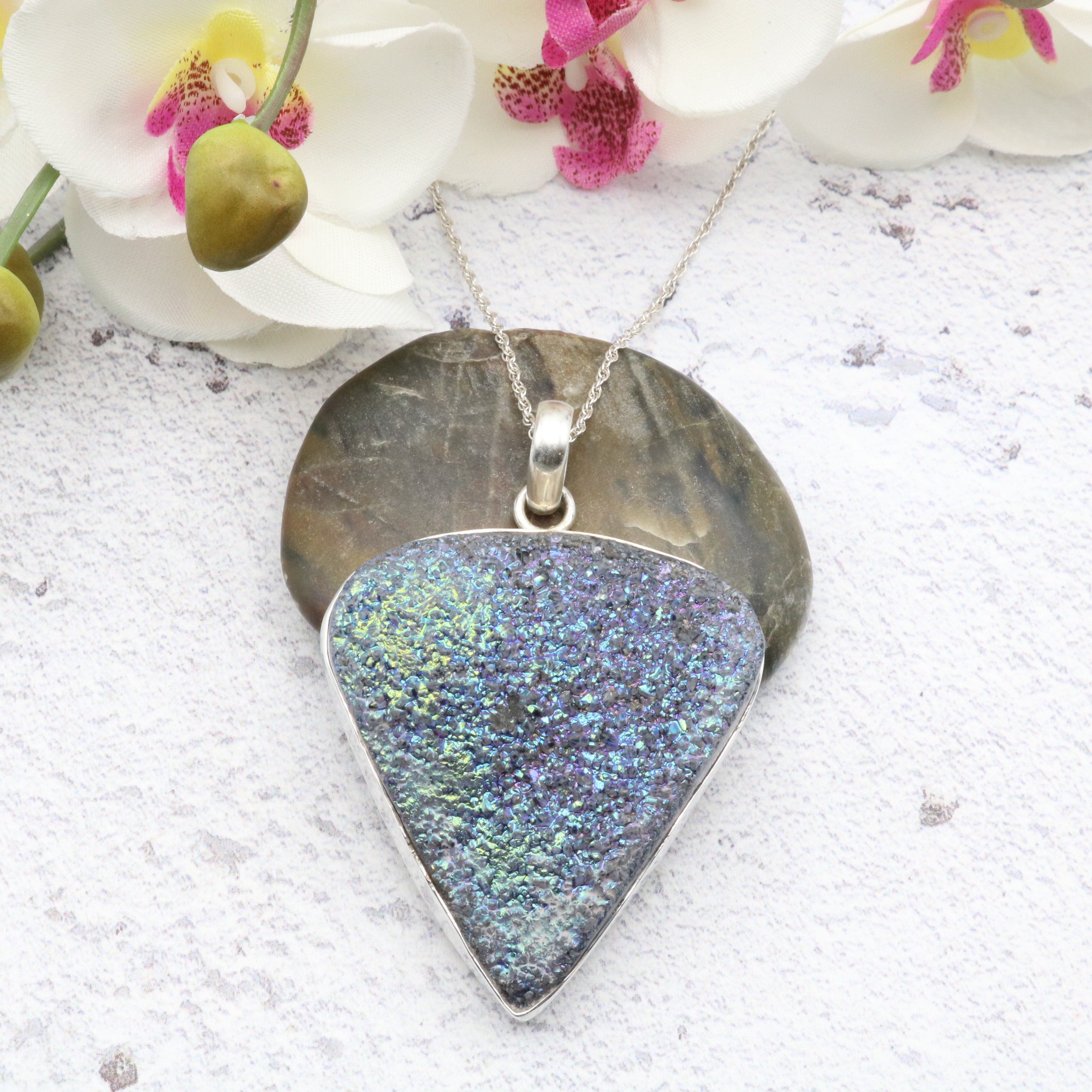 Druzy pendant