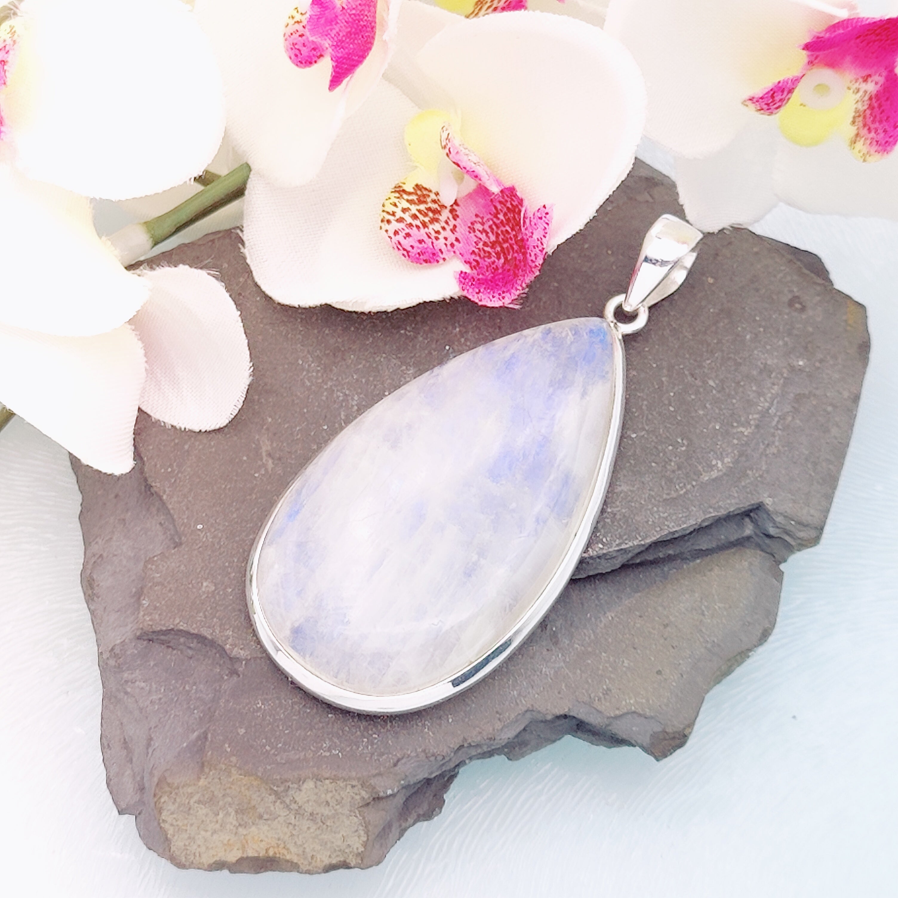 moonstone pendant