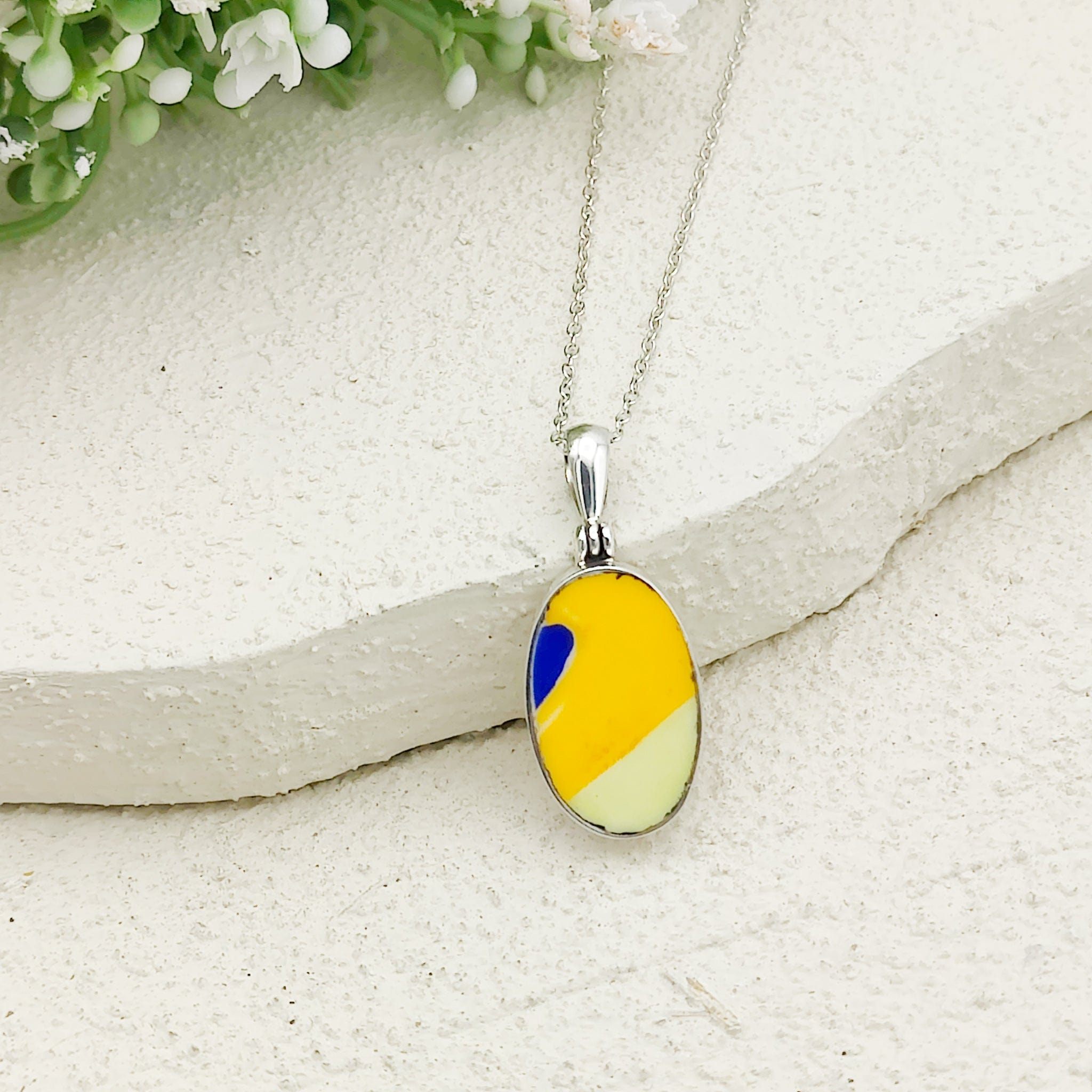Hepburn and Hughes Art Deco Pendant | Clarice Cliff Wind Bells Pottery | 20mm Oval |  Sterling Silver