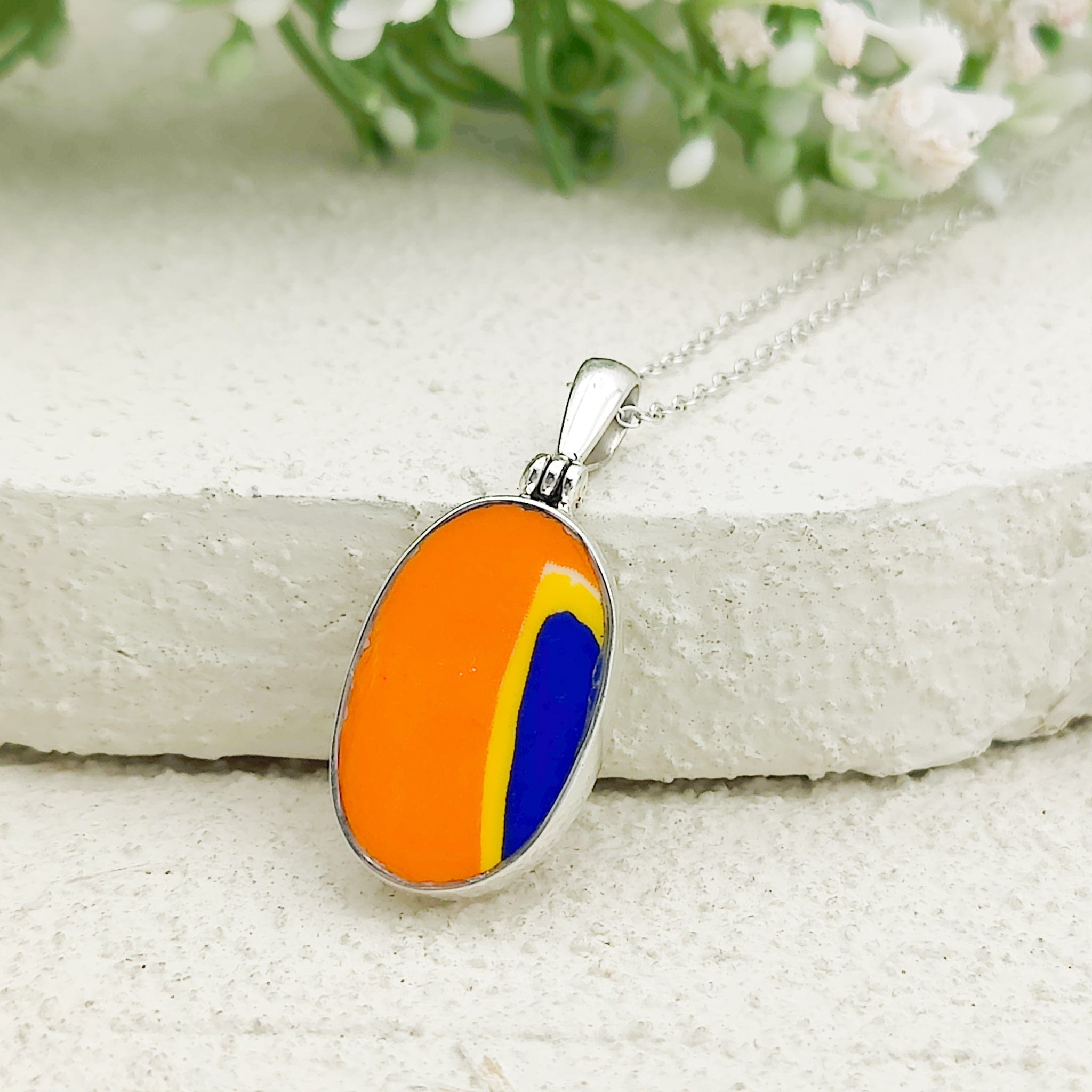 Hepburn and Hughes Art Deco Pendant | Clarice Cliff Wind Bells Pottery | 20mm Oval |  Sterling Silver
