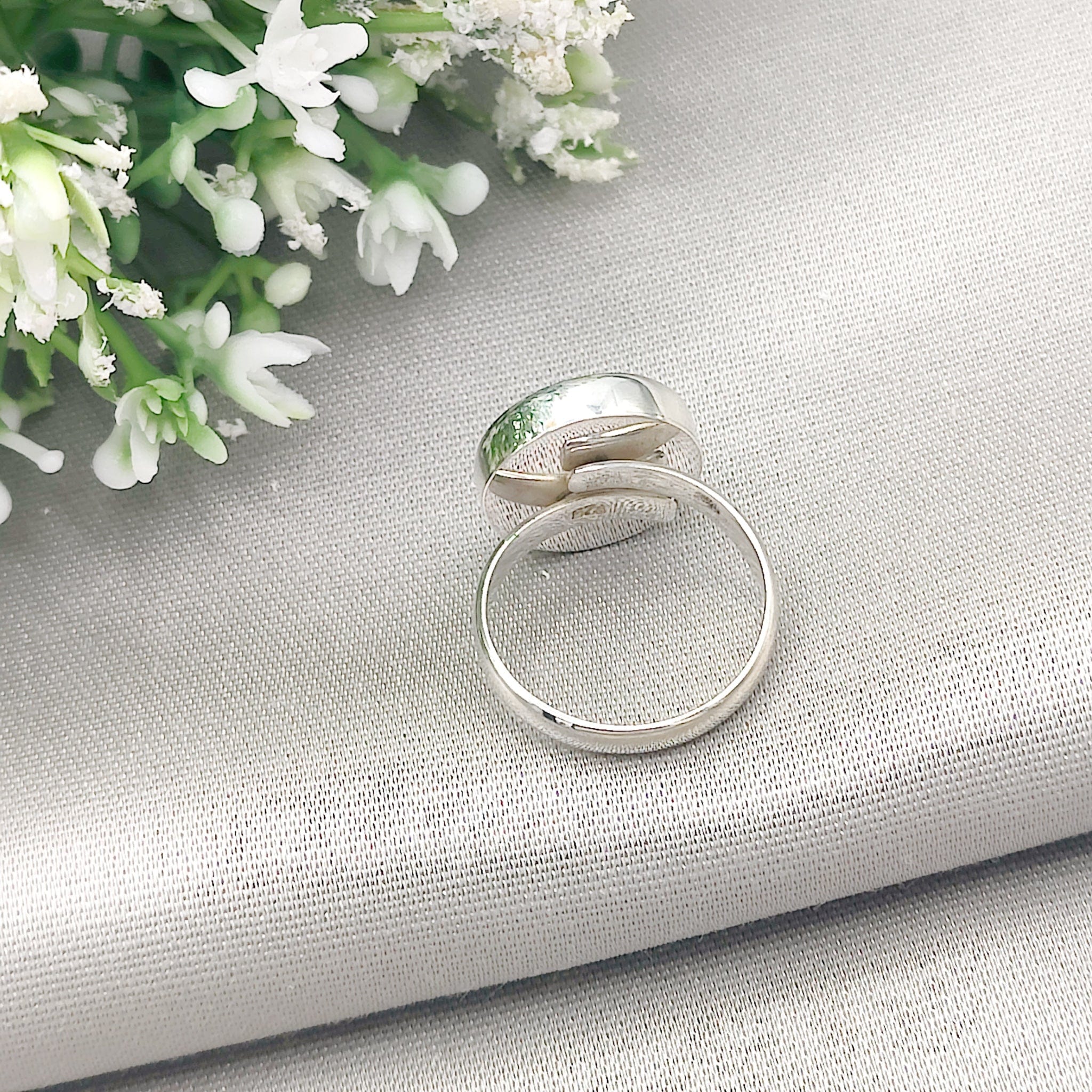 Hepburn and Hughes Art Deco Ring | Clarice Cliff Ceramics | Circle | Sterling Silver