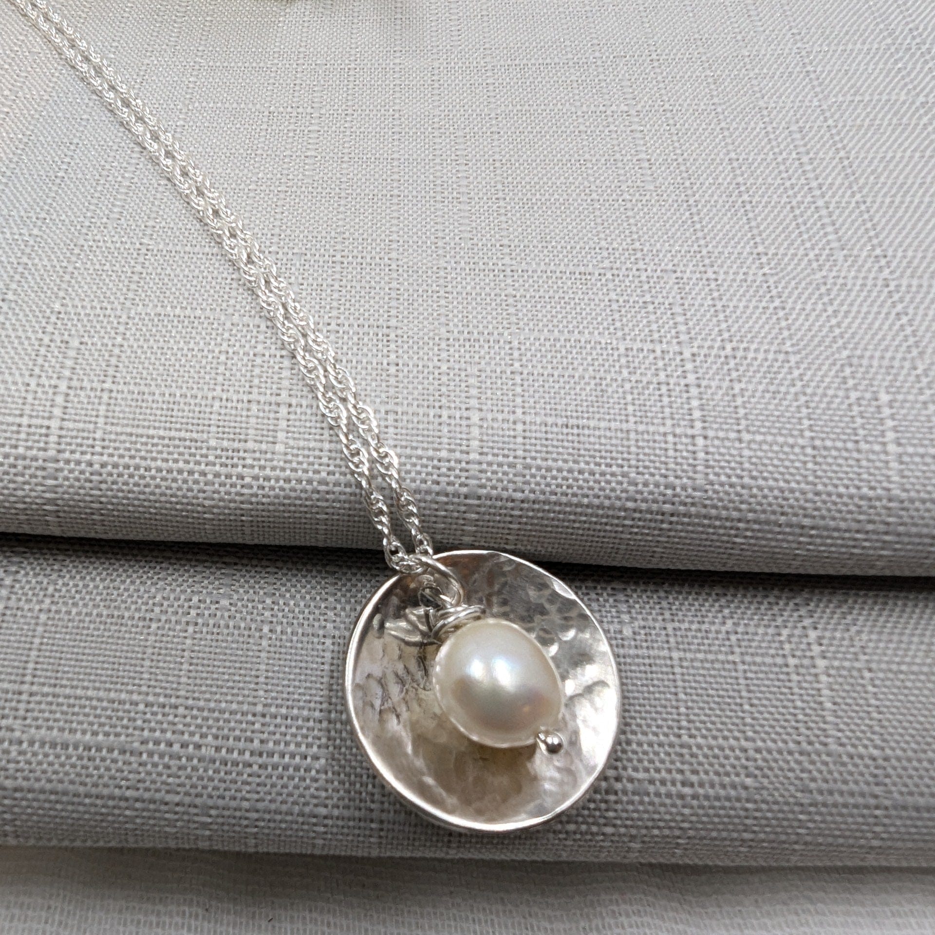 Dezanne Design Eco Silver Dome Textured Pendant with Pearl | 18 mm Circle | Recycled Sterling Silver