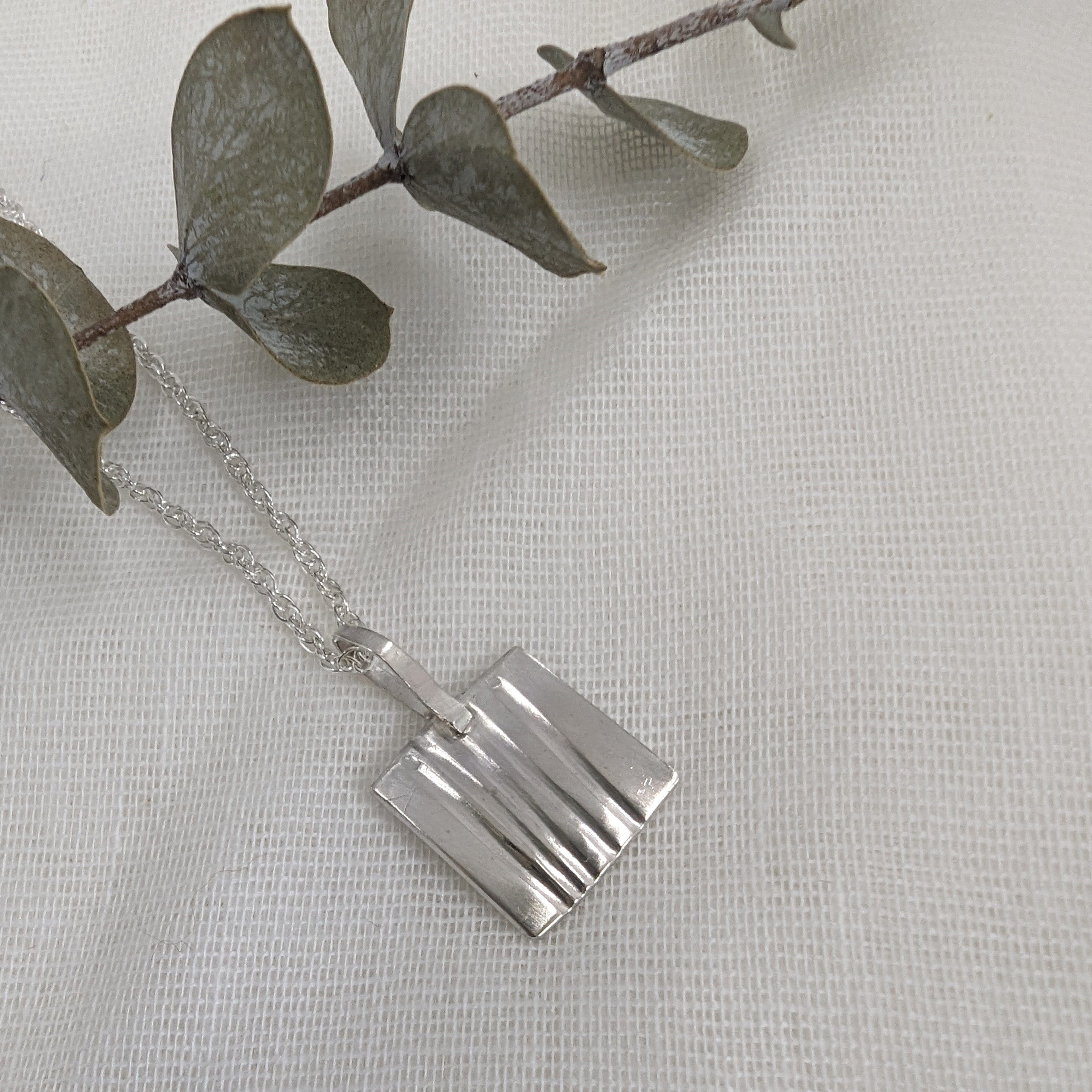 Dezanne Design Ecosilver Square Pendant with Line Design