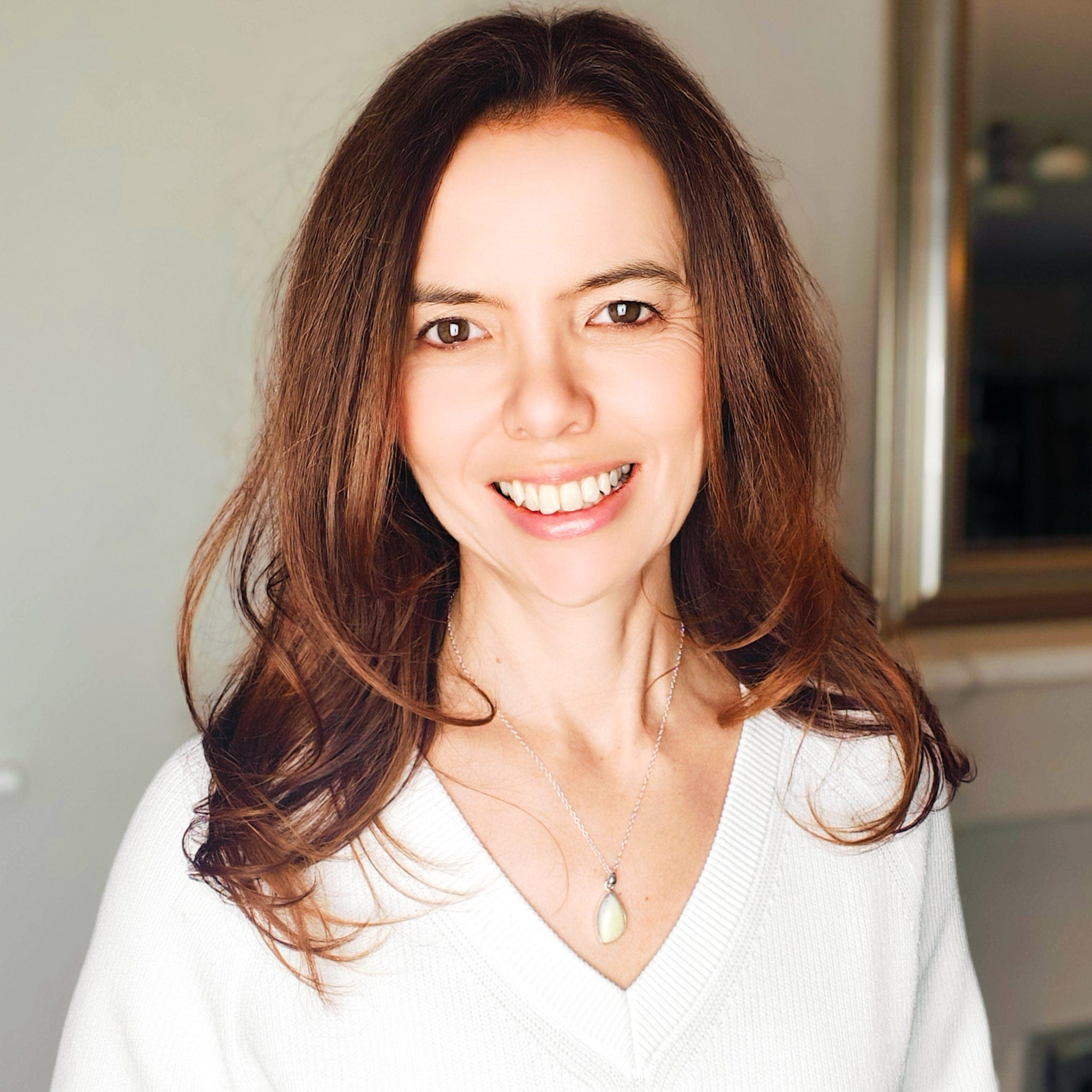 Hepburn and Hughes Isle of Skye Marble Pendant | Scotland Gift | 21mm Pale Green Stone | Sterling Silver