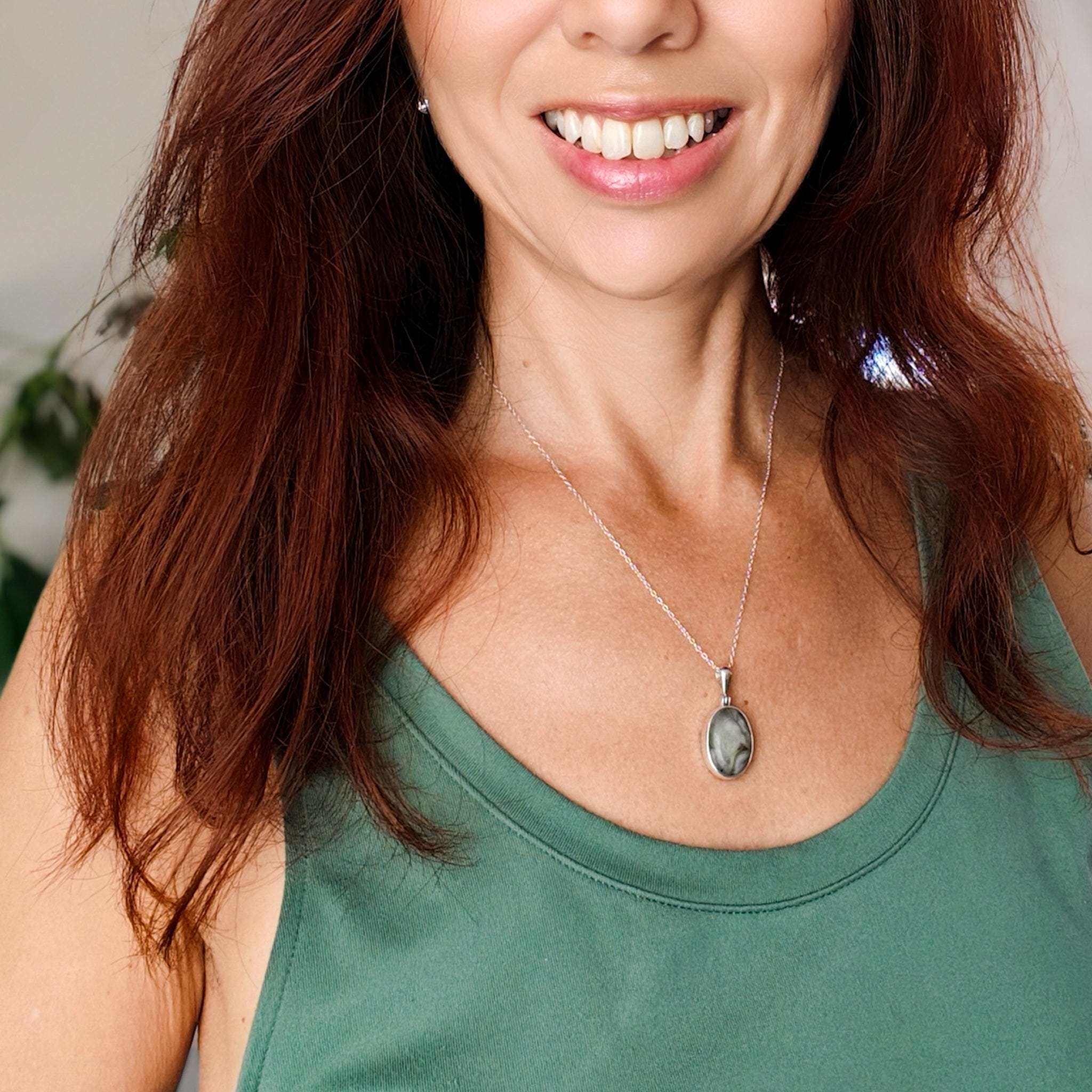 Hepburn and Hughes Isle of Skye Marble Pendant | Scottish Gift | 18mm Oval Stones | Sterling Silver